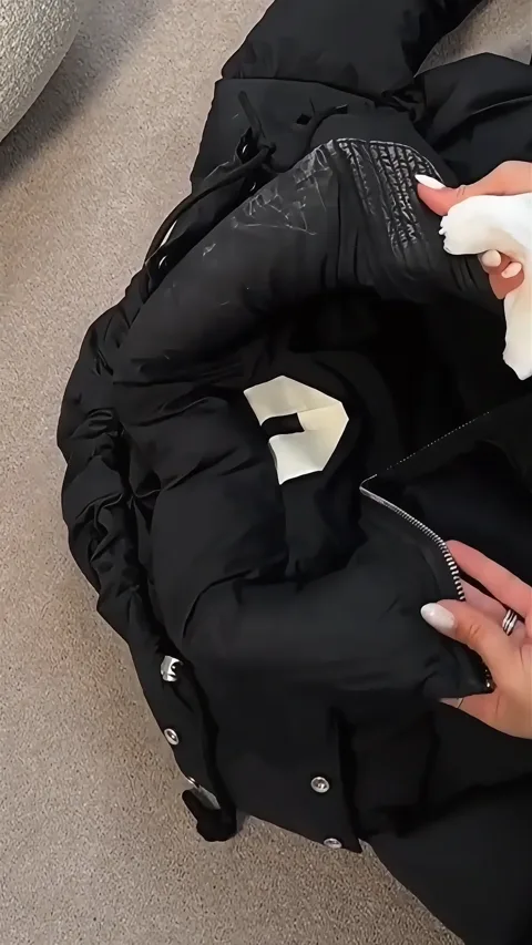 108. 패딩 목깃 때 제거